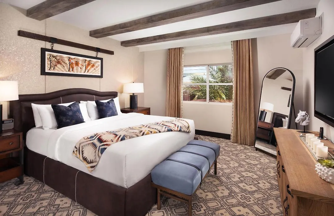 Silverton Casino Lodge-1